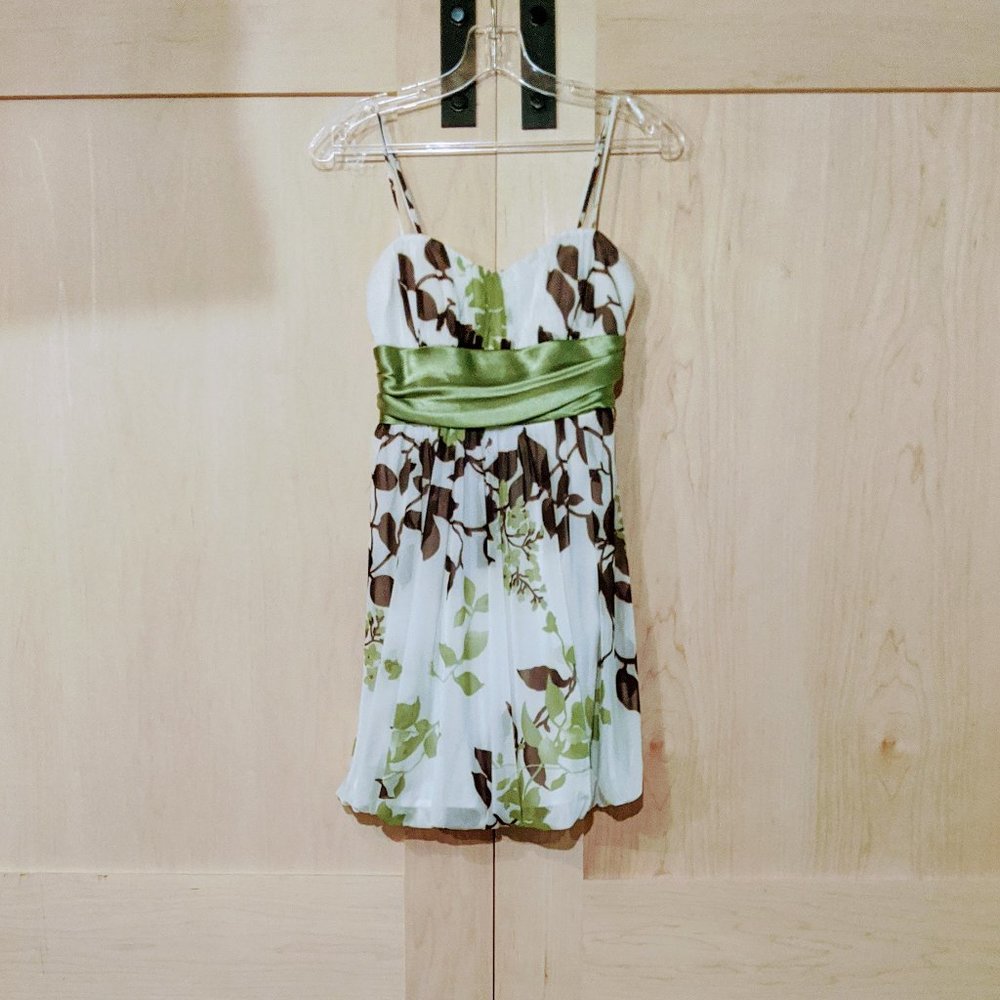 White, green and Brown short dress